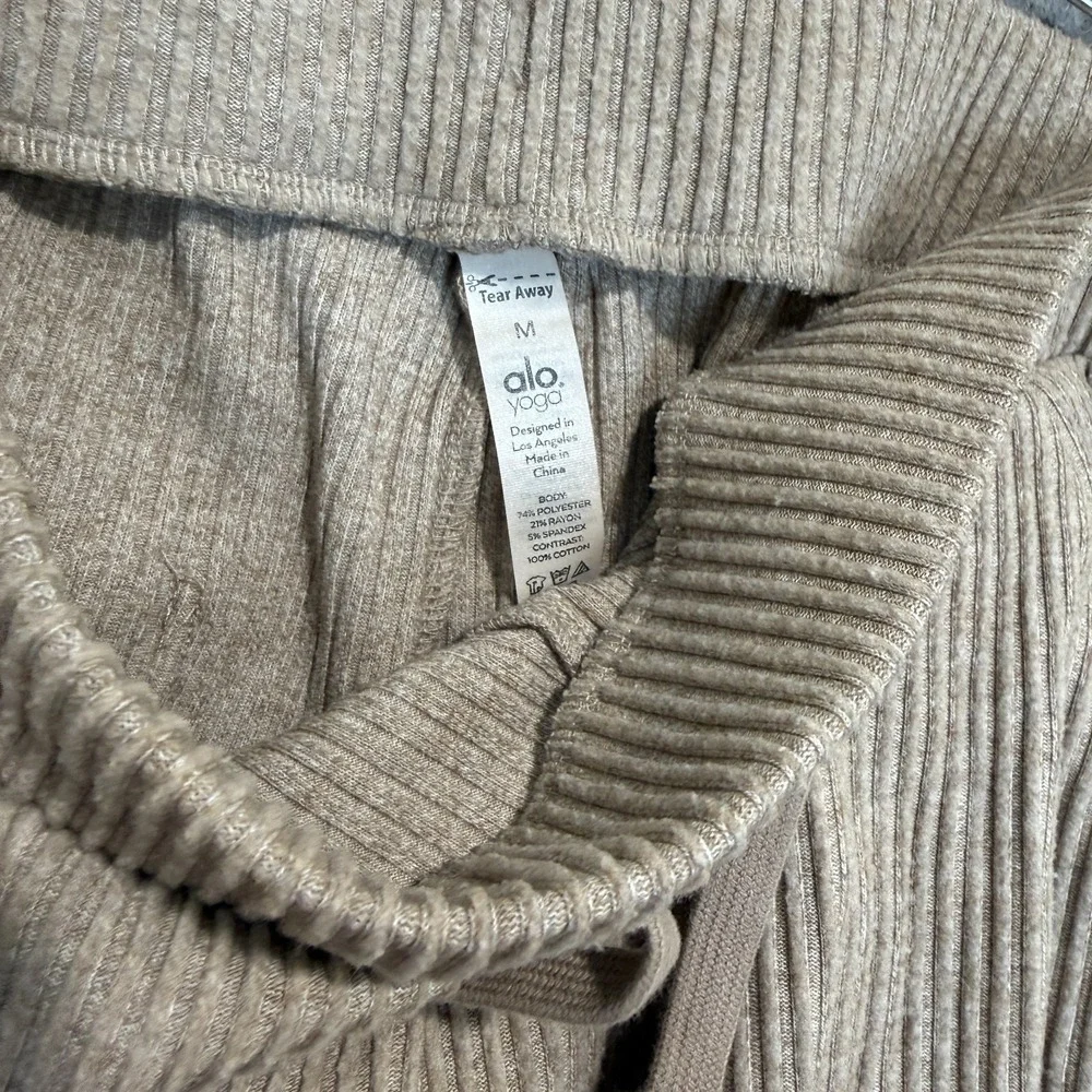 Alo Yoga Muse Ribbed Sweatpants‎ Joggers Womens Medium Gravel Heather Beige Knit